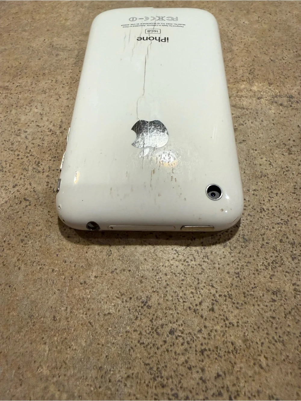 *FOR PARTS / REPAIR* Apple iPhone 3GS A1303 MC137LL/A White 16 GB w/ USB Cable